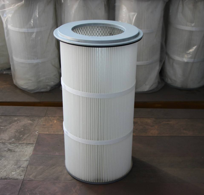 Elemento filtro cartuccia ad alta capacità progettato per ottimizzare l'efficienza della raccolta della polvere in vari ambienti industriali